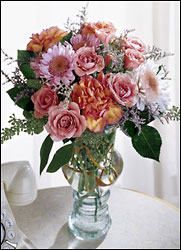 The FTD Peaceful Thoughts Bouquet