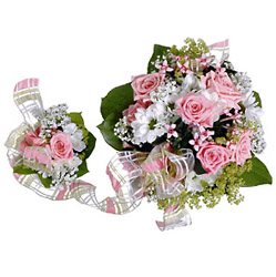 Finland- Mother and Child Bouquet