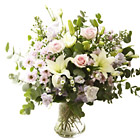 /images/ftdint07/4846_UK_IRELANDlg.jpg Lilac Vase